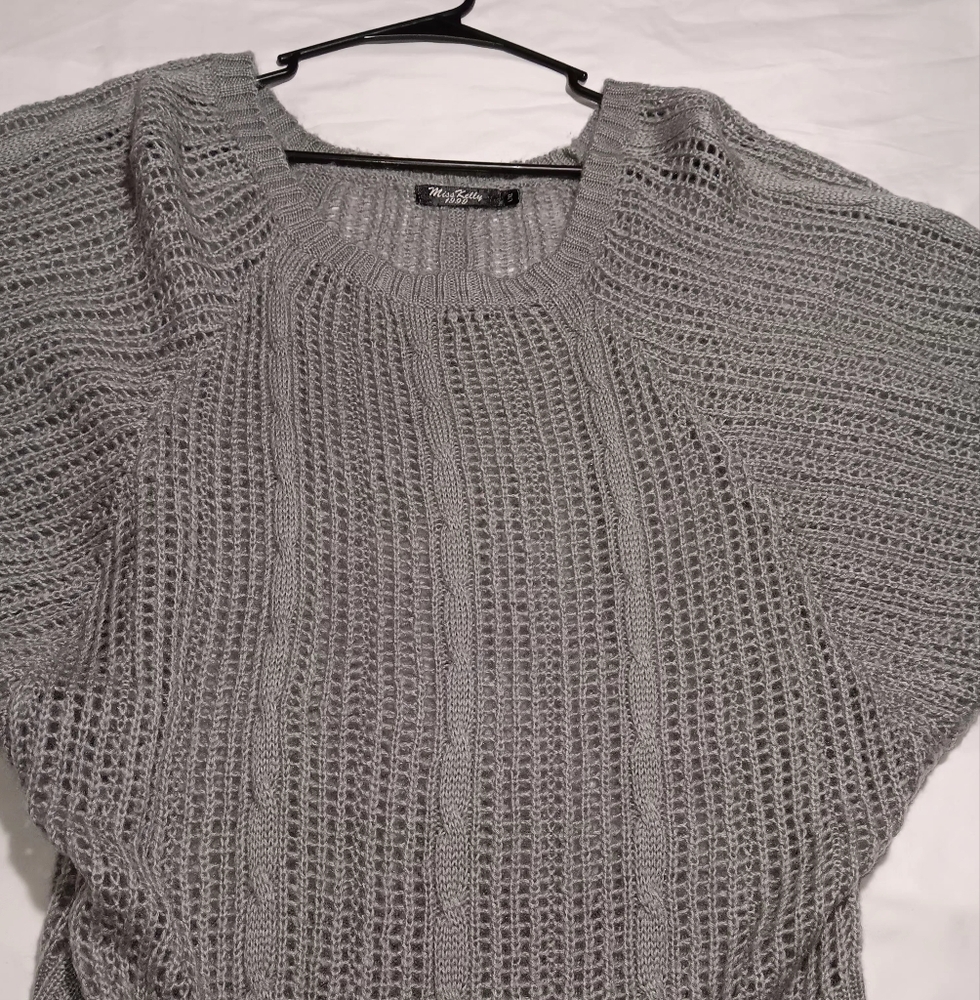 Womens Miss Kelly  knit blouse in great condition xl/l like new